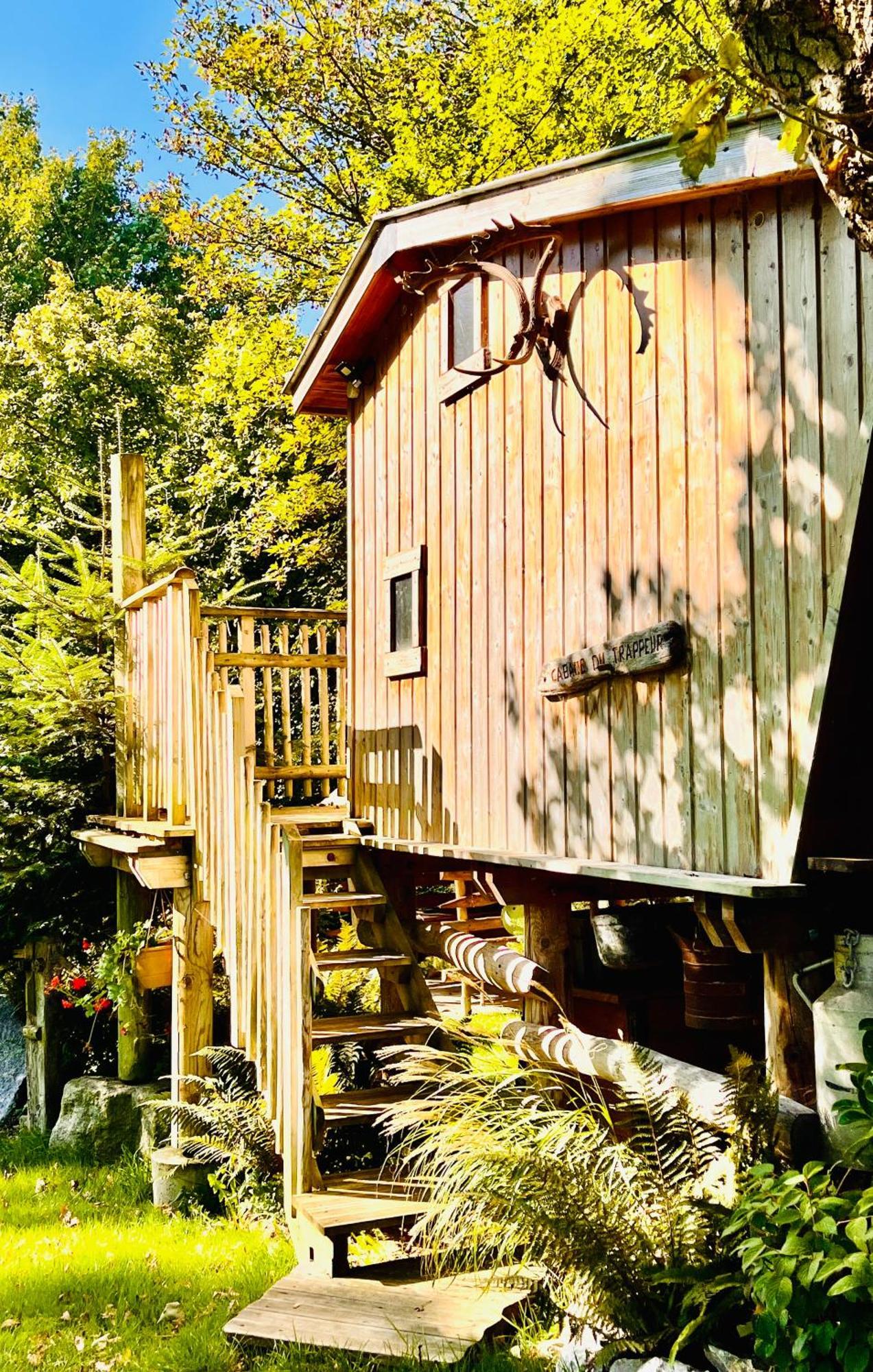Écrainville La Cabane Perchee Du Trappeur מראה חיצוני תמונה