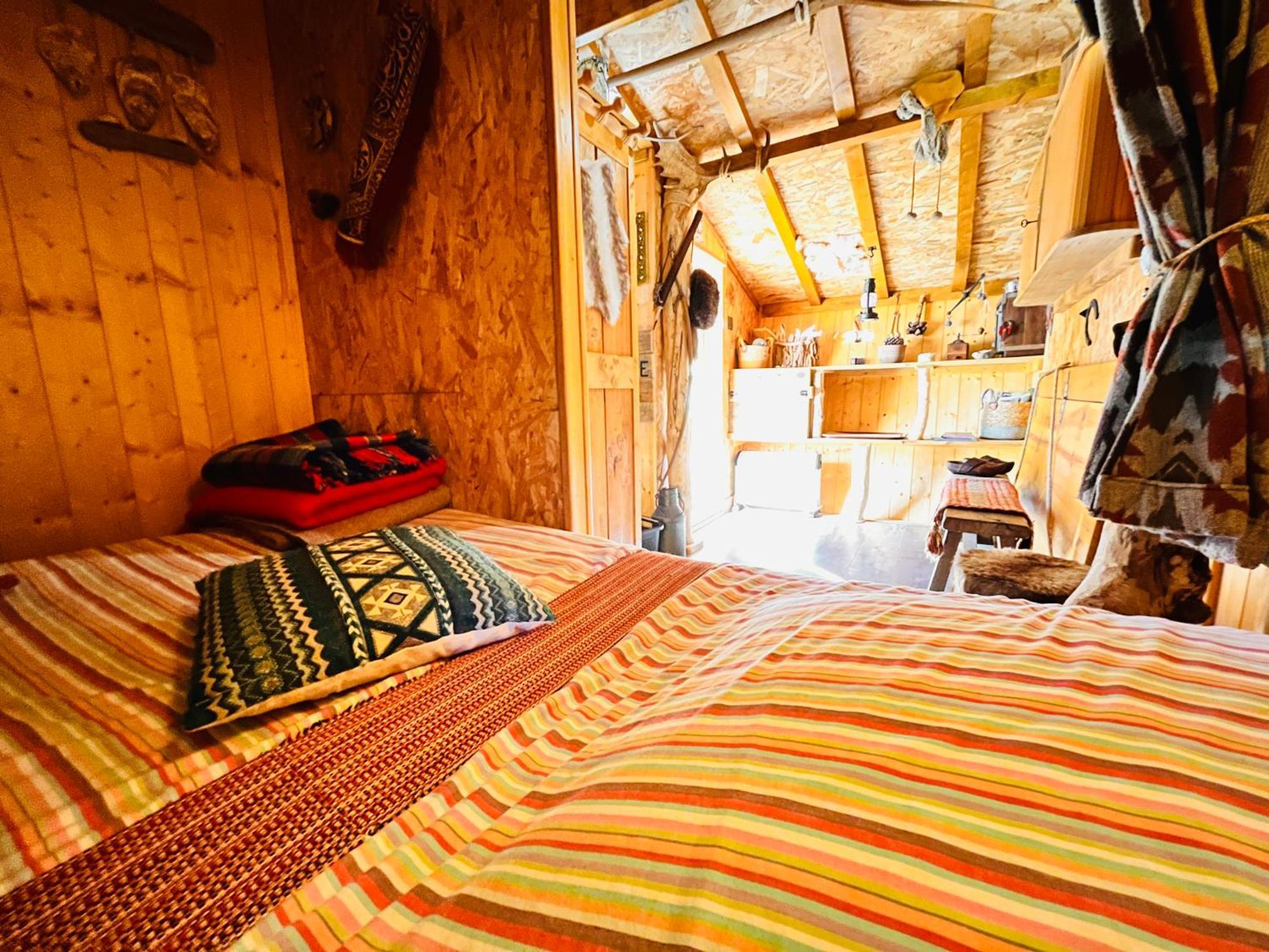 Écrainville La Cabane Perchee Du Trappeur מראה חיצוני תמונה
