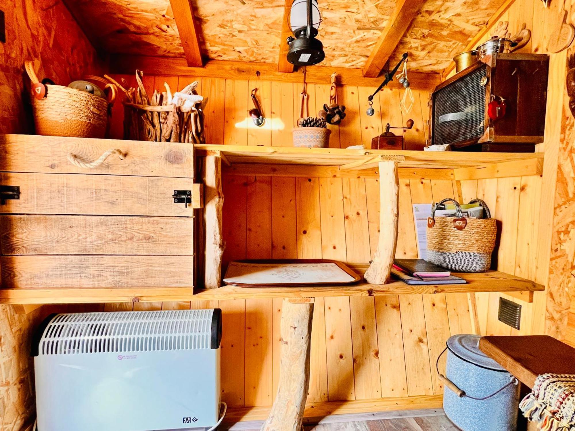 Écrainville La Cabane Perchee Du Trappeur מראה חיצוני תמונה